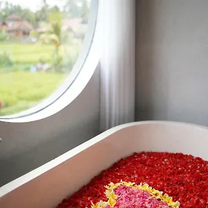 umah-tirta.ubudhotelsnow.com/